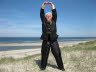 albert-qigong100601sylt02-baduanjin